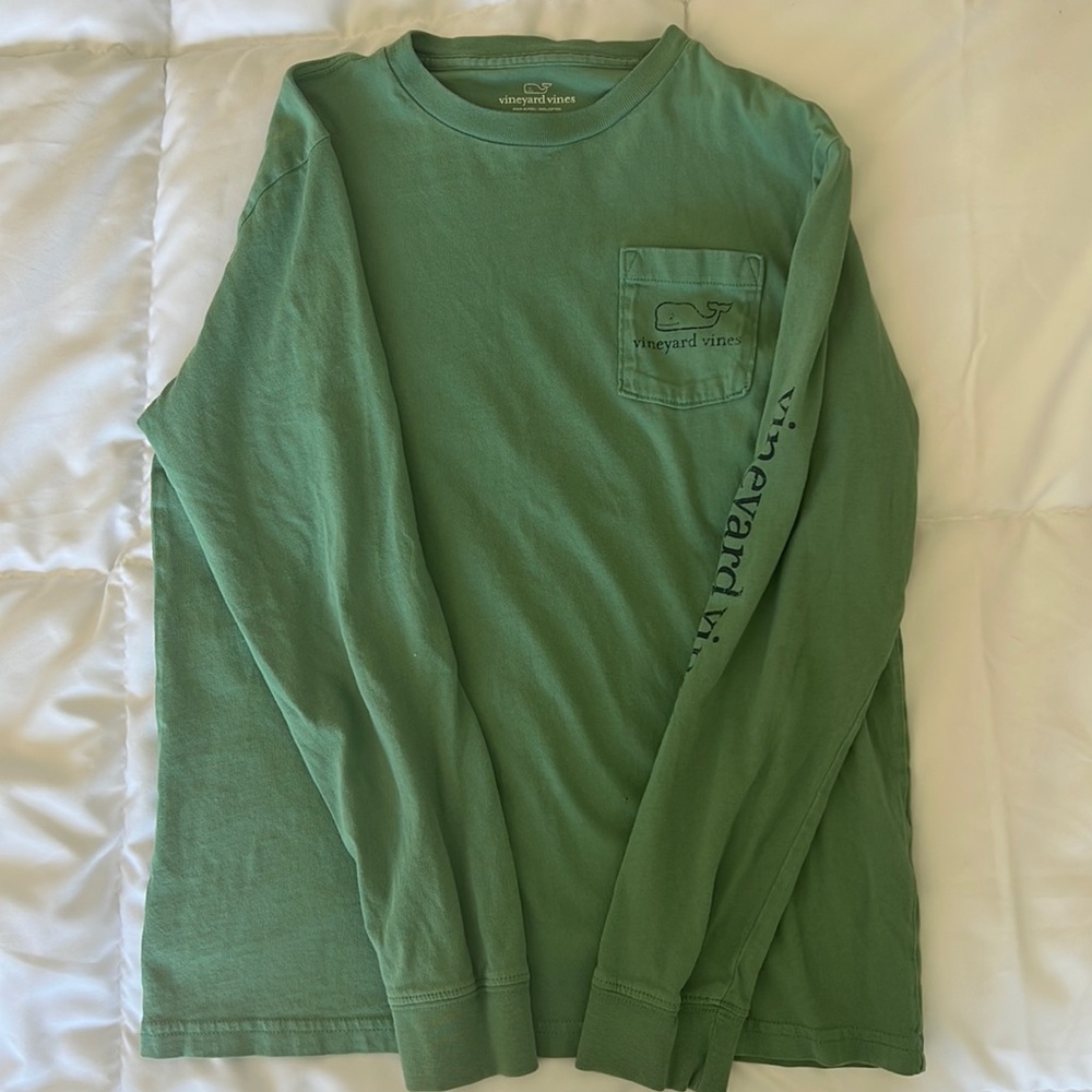 Vineyard Vines long sleeve t-shirt
